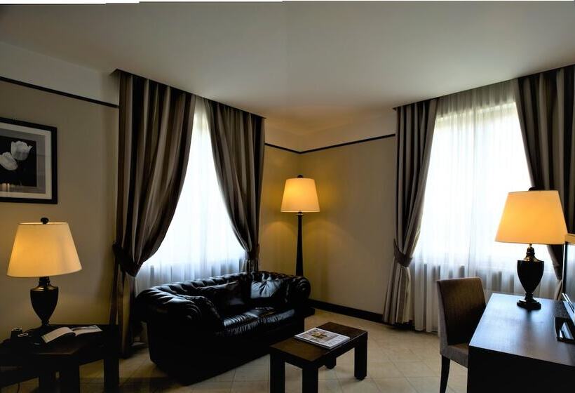 Junior Suite, Th Roma  Carpegna Palace