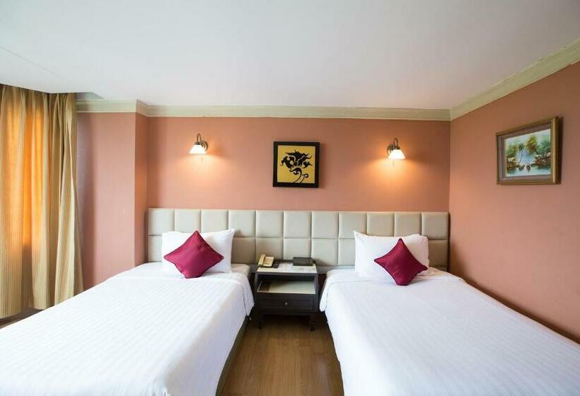 اتاق اجرایی با تخت بزرگ, The Imperial Hotel & Convention Centre Phitsanulok