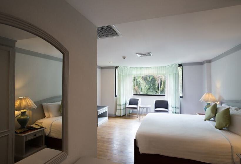 سوییت دوبلکس, The Imperial Hotel & Convention Centre Phitsanulok