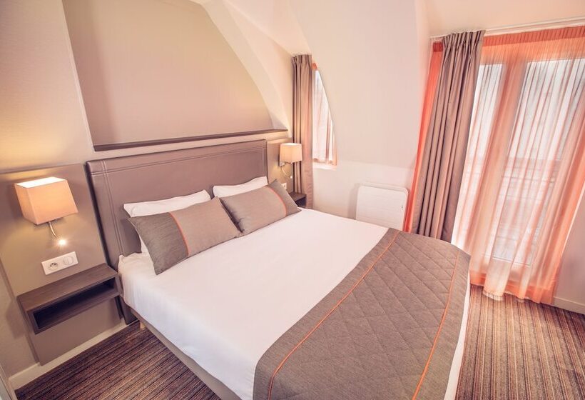 سوییت جونیور, Timhotel Tour Eiffel