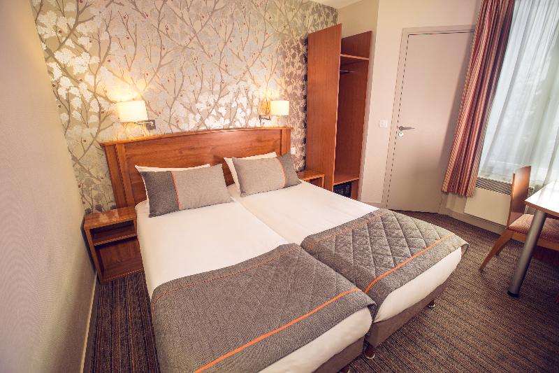 اتاق راحتی, Timhotel Tour Eiffel