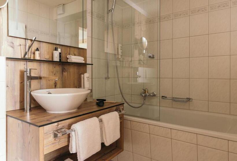 اتاق کلاسیک, La Couronne Hotel & Spa