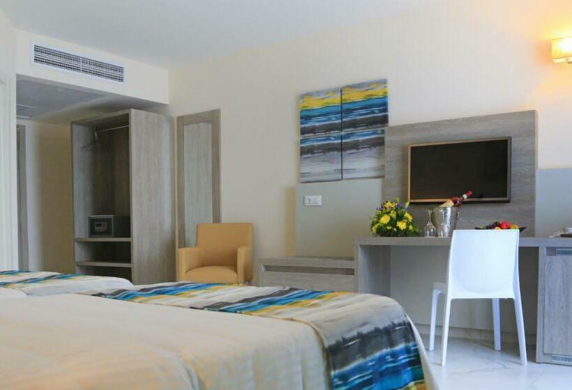 اتاق خانوادگی, Riviera Spa Resort - Adults Only