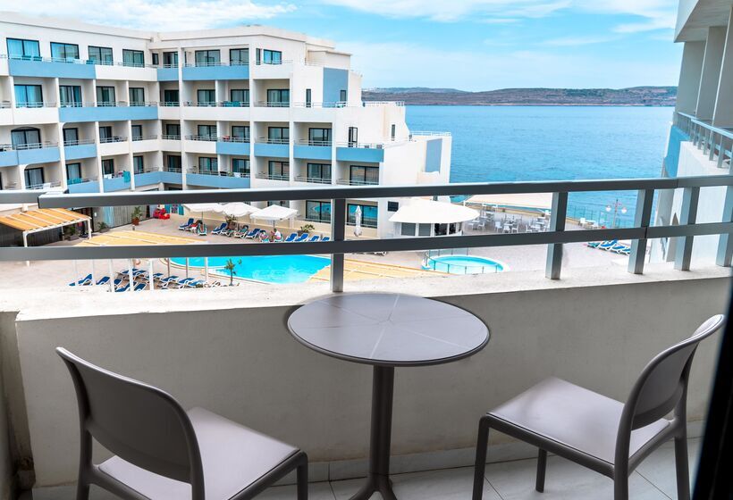 اتاق استاندارد با چشم‌انداز استخر, Riviera Spa Resort - Adults Only