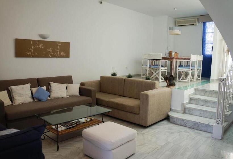 ویلای 2 خوابه, Lagos de Fañabé