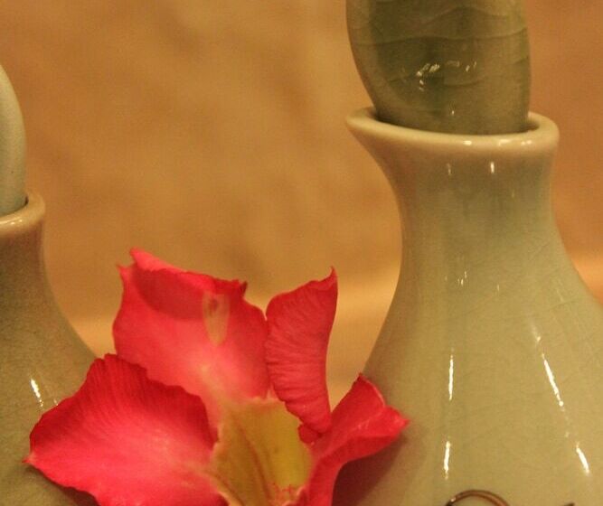 اتاق لوکس, Mukdara Beach Villa & Spa Resort