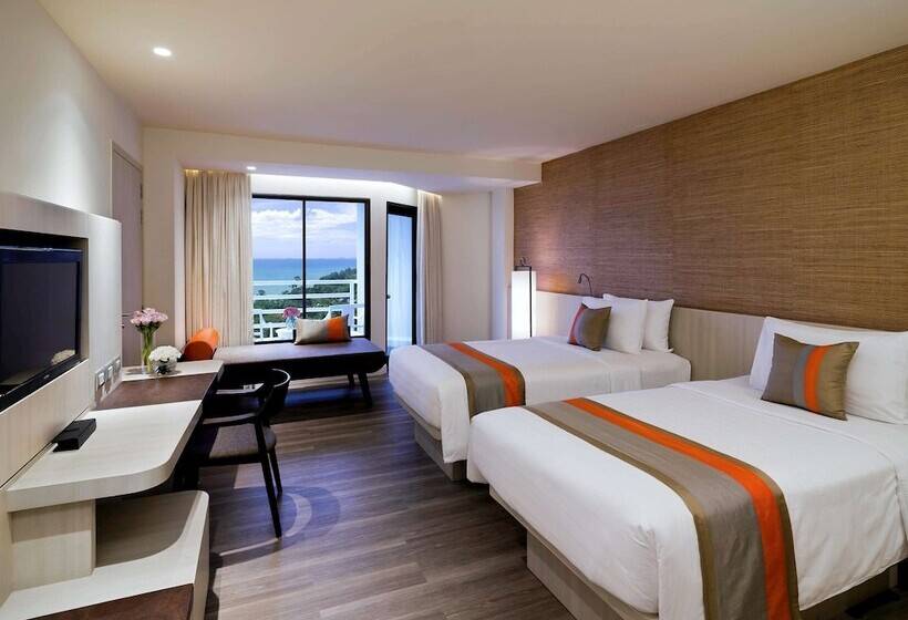 Номер Deluxe, Pullman Pattaya  G