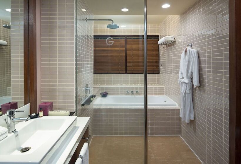 اتاق استاندارد با تخت دوبل, Pullman Pattaya Hotel G