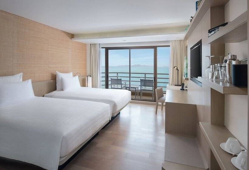 اتاق اجرایی با چشم‌انداز دریا, Pullman Pattaya Hotel G