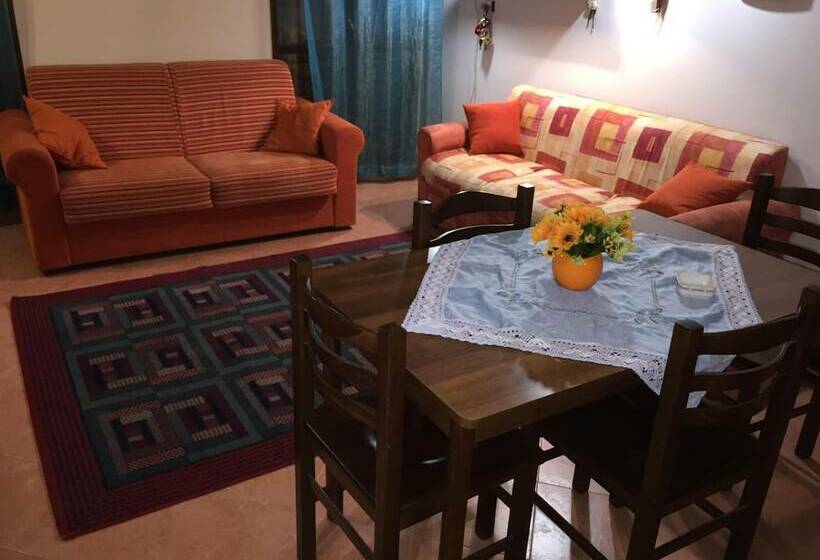آپارتمان راحتی 1 خوابه, Hola Cathedral House