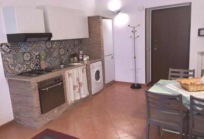 آپارتمان راحتی 1 خوابه, Hola Cathedral House