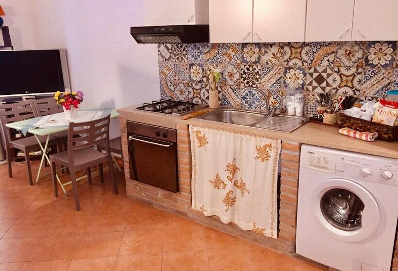 آپارتمان راحتی 1 خوابه, Hola Cathedral House