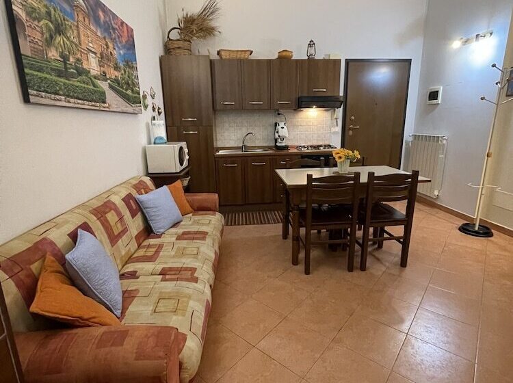 آپارتمان راحتی 1 خوابه, Hola Cathedral House