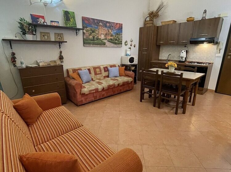 آپارتمان راحتی 1 خوابه, Hola Cathedral House
