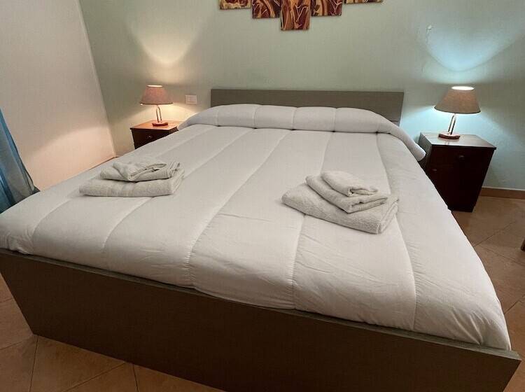 آپارتمان راحتی 1 خوابه, Hola Cathedral House