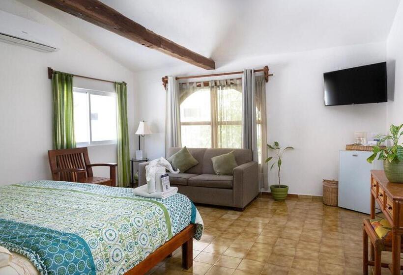 اتاق راحتی, Amar Inn