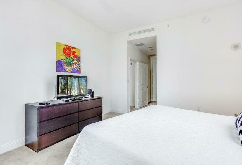 سوییت, Dadeland Towers By Miami Vacations
