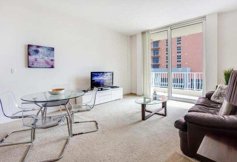 سوییت, Dadeland Towers By Miami Vacations