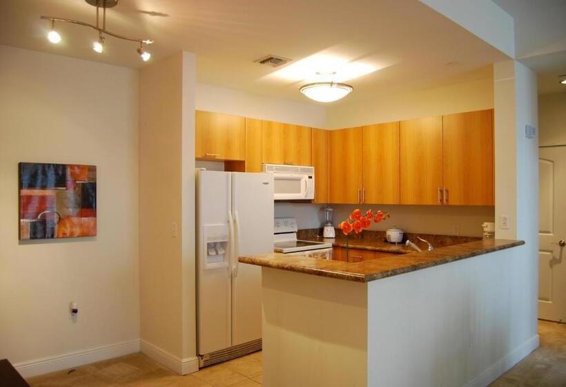 سوییت, Dadeland Towers By Miami Vacations