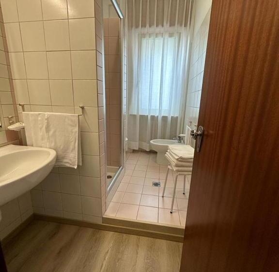 اتاق استاندارد چهار تخته, Costa Verde