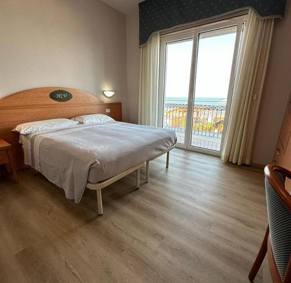 اتاق استاندارد چهار تخته, Costa Verde