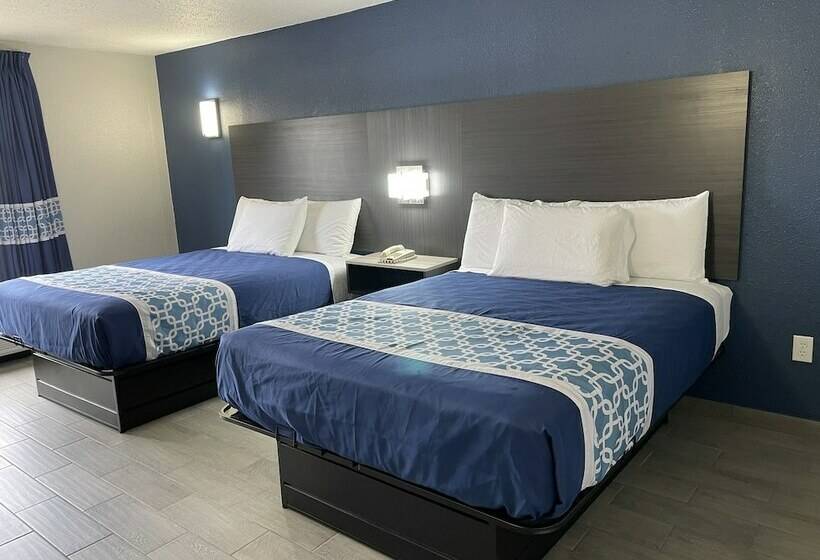 اتاق استاندارد با 2 تخت دوبل, Executive Inn