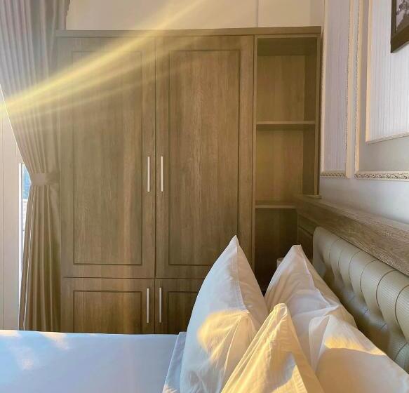 اتاق لوکس با چشم‌انداز شهر, New Life Hotel   Da Lat