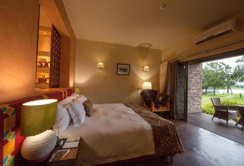 اتاق استاندارد, The Royal Senchi Hotel And Resort
