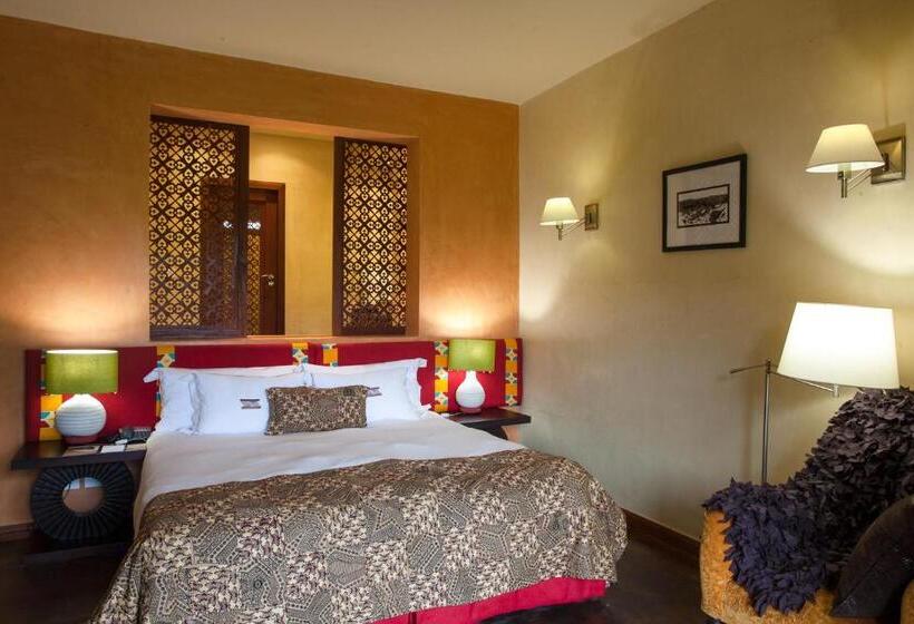 اتاق استاندارد, The Royal Senchi Hotel And Resort