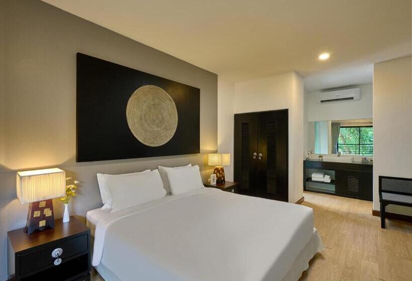 سوییت, Nai Yang Beach Resort And Spa