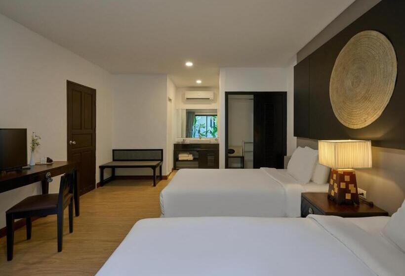 سوییت, Nai Yang Beach Resort And Spa