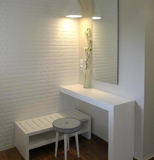 استودیوی لوکس, Ampoulos Rooms & Apartments
