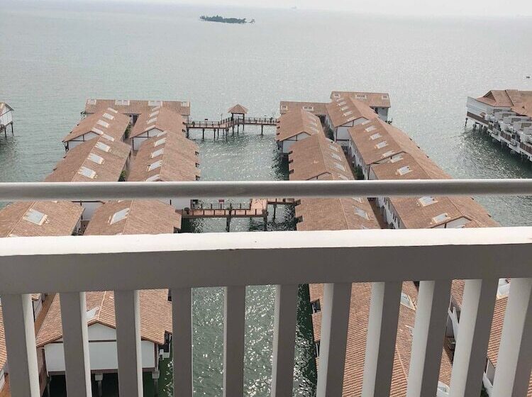 高级海景房, Cmk & Private Water Chalet