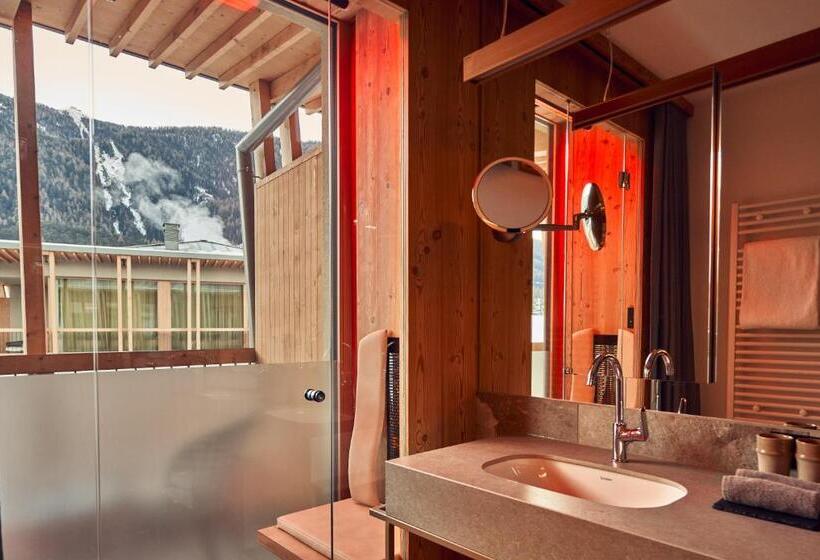 سوییت جونیور, Falkensteiner Hotel Kronplatz   The Leading Hotels Of The World