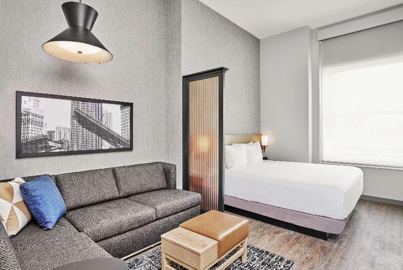 اتاق استاندارد با تخت بزرگ, Hyatt Place Chicago Medical/university District
