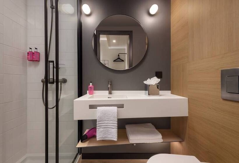 Habitación Estándar, Moxy Lisboa Oriente