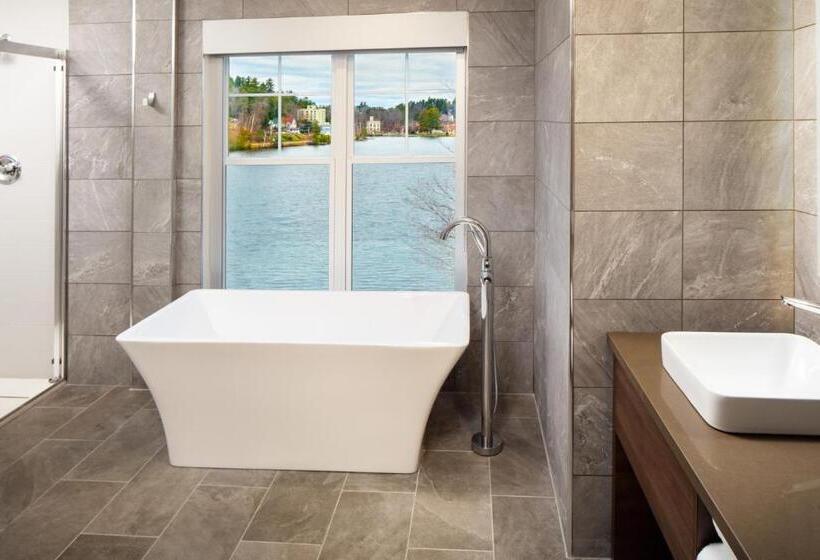 سوئیت با تخت بزرگ, Voco Saranac Lake Ny Waterfront, An Ihg
