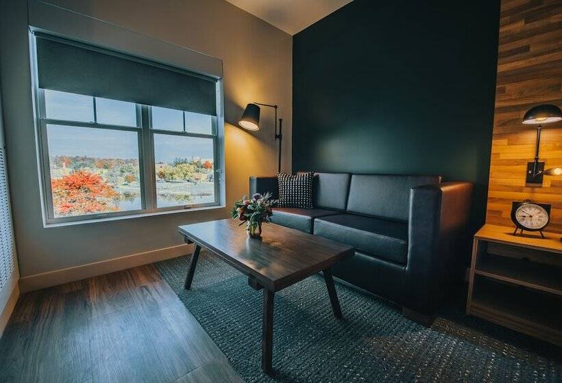 سوئیت برای معلولان, Voco Saranac Lake Ny Waterfront, An Ihg
