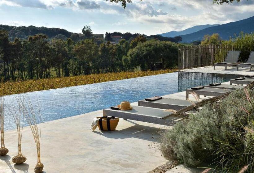 اتاق سوپریور, Domaine De Peretti Della Rocca
