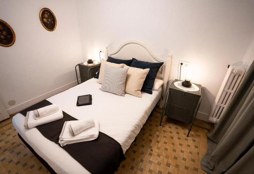 חדר סטנדרט חדר אמבטיה משותף, Hihome Hostel