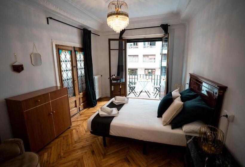 חדר סטנדרט חדר אמבטיה משותף, Hihome Hostel