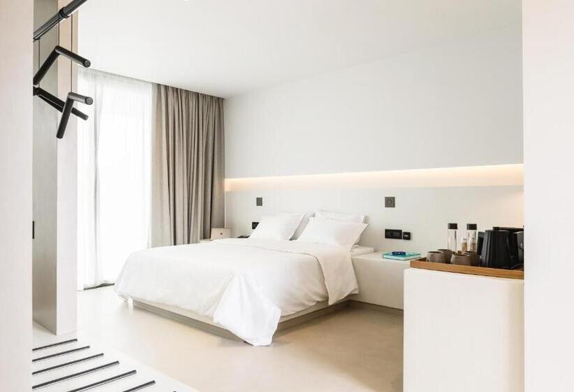 سوئیت با چشم‌انداز, Domes White Coast Milos, Adults Only   Small Luxury Hotels Of The World