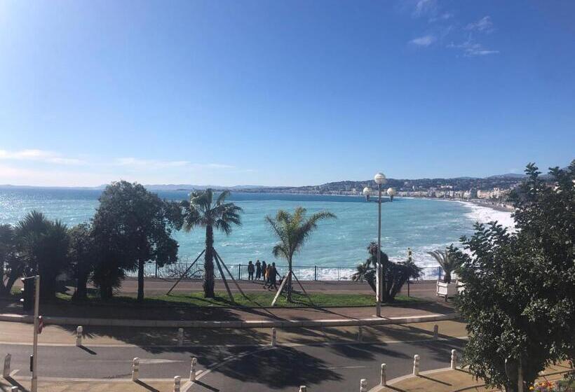 2 Bedroom Apartment with Views, Les Grimaldines   Maison D Hôtes