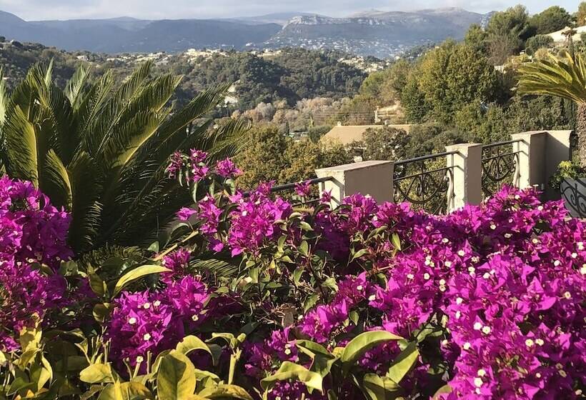 اتاق استاندارد, Les Grimaldines   Maison D Hôtes