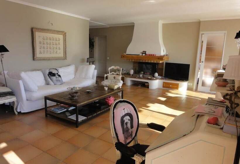 اتاق استاندارد, Les Grimaldines   Maison D Hôtes