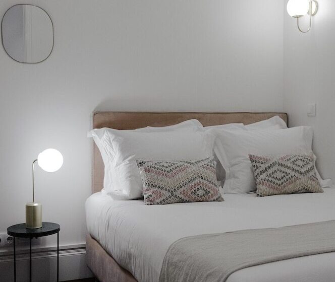 آپارتمان 1 خوابه با چشم‌انداز باغ, Trindade Premium Apartments