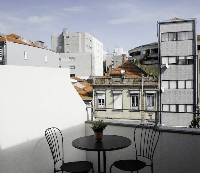 آپارتمان 1 خوابه با تراس, Trindade Premium Apartments