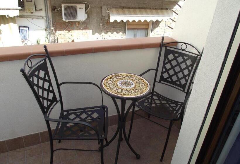 اتاق استاندارد با بالکن, B&b Il Mare Degli Dei