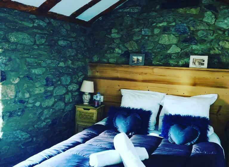 سوئیت 2 خوابه, La Petite Chapelle