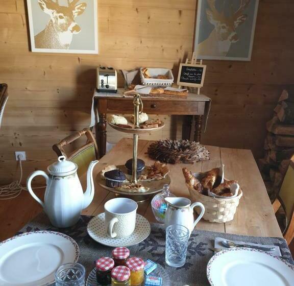 سوئیت 2 خوابه, La Petite Chapelle
